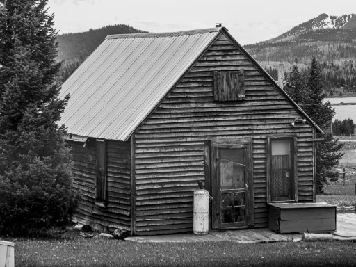 Hahns Peak Village
 Hero